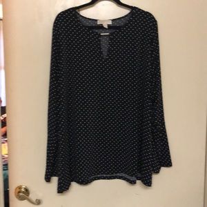 Black blouse with ⭐️ stars